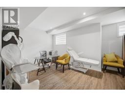 94 Settlers Road E, Oakville, ON L6H7W5 Photo 45