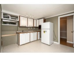 19751 54a Avenue, Langley, BC V3A3W4 Photo 15