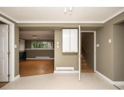 19751 54a Avenue, Langley, BC V3A3W4 Photo 16