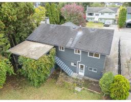 19751 54a Avenue, Langley, BC V3A3W4 Photo 32