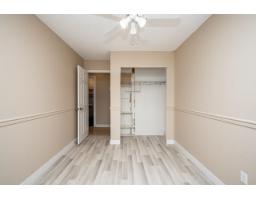 19751 54a Avenue, Langley, BC V3A3W4 Photo 13
