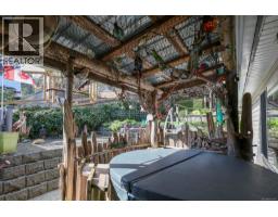 542 Thulin St, Campbell River, BC V9W2L1 Photo 35