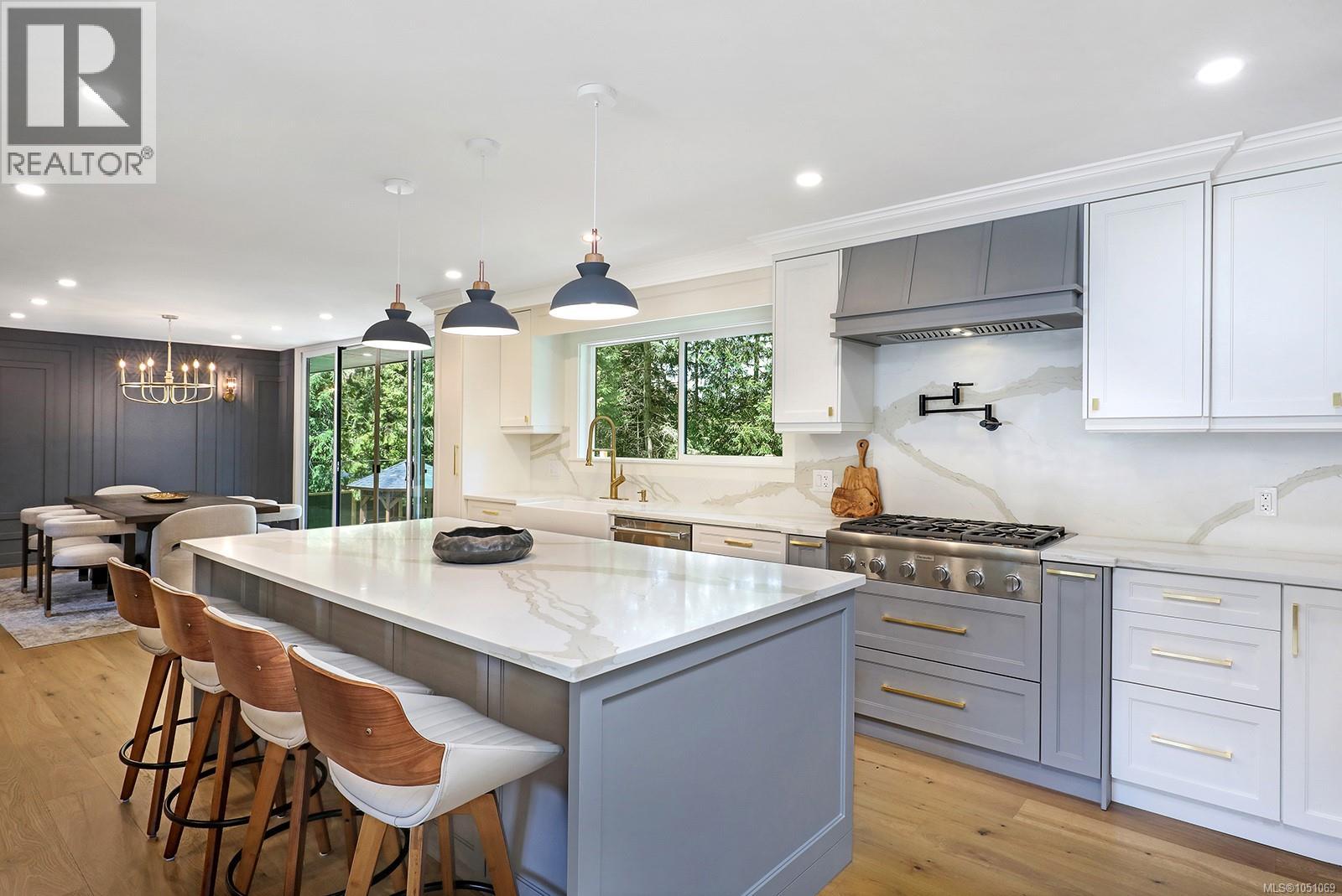 177 Sunningdale Rd E - 12