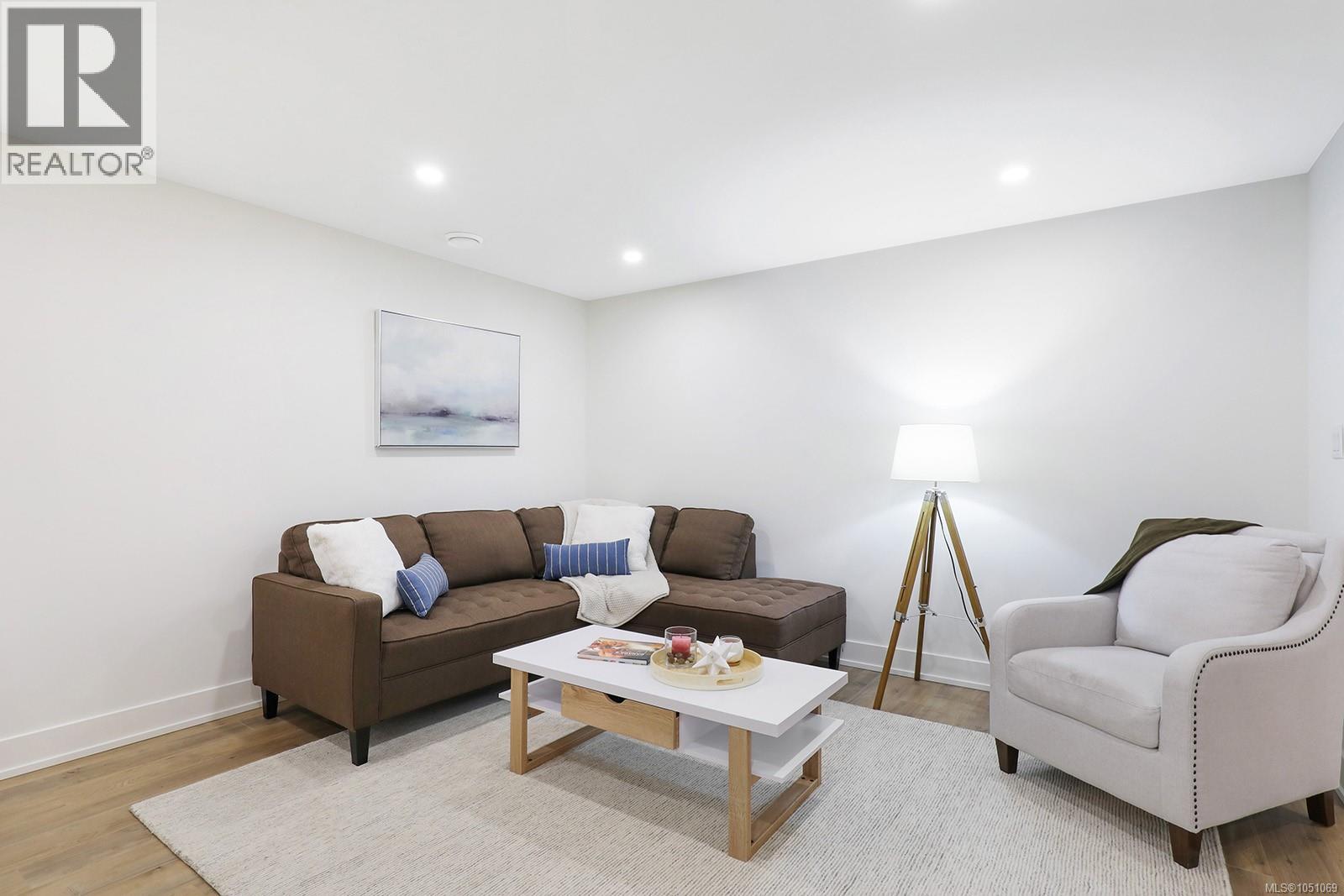 177 Sunningdale Rd E - 60