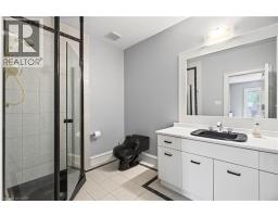 Foyer - 1019 Scenic Drive, Hamilton, ON L9C1H8 Photo 23
