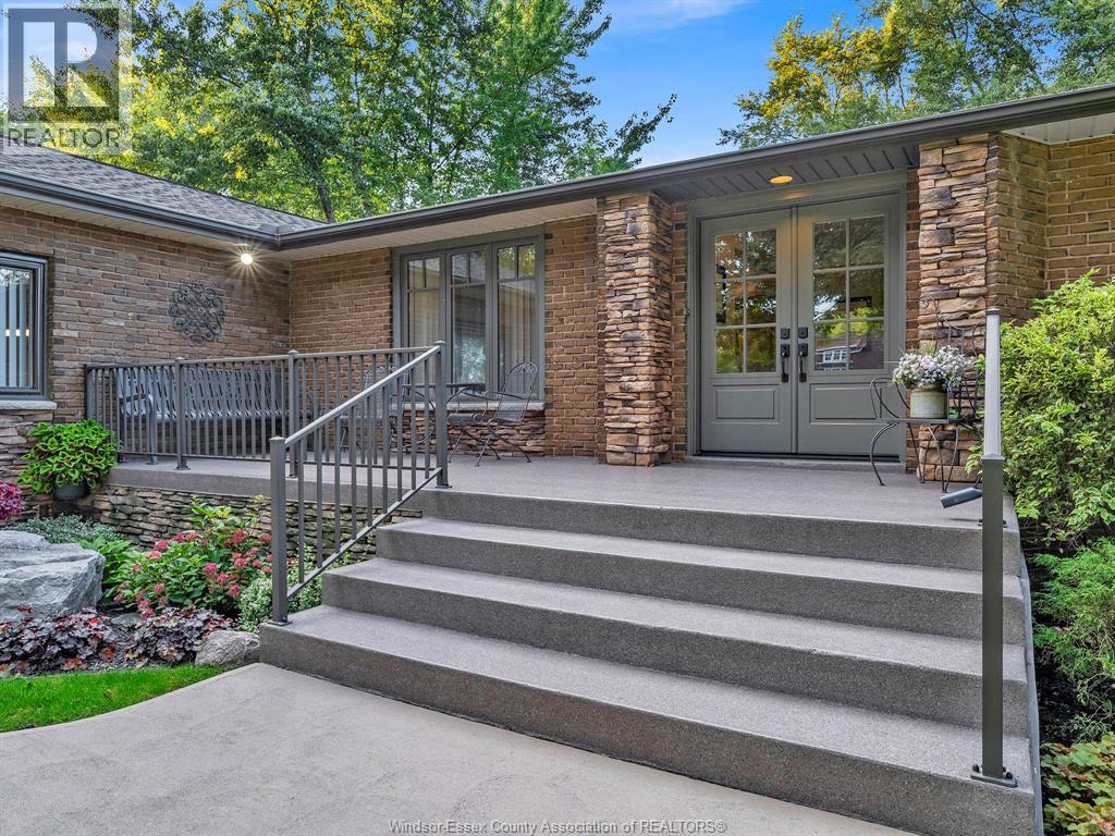 2730 BOUFFARD, LaSalle, Ontario, N9H1W2, LaSalle, Ontario — photo 4 of 5