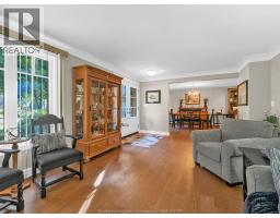 Family room/Fireplace - 2730 Bouffard, Lasalle, ON N9H1W2 Photo 6
