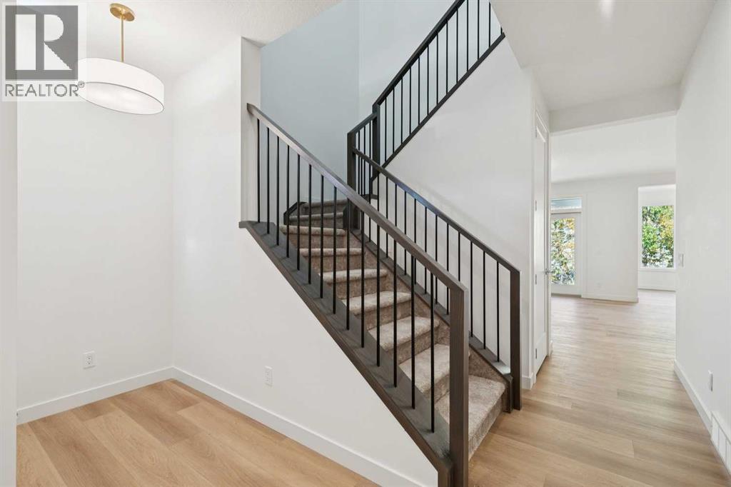105 Osprey Hill Way SW, Calgary, Alberta, T3B5T2 — thumbnail 4
