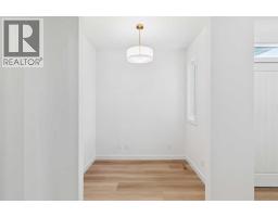 105 Osprey Hill Way Sw, Calgary, AB T3B5T2 Photo 24