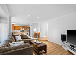 12201 67a Avenue, Surrey, BC V3W0L9 Photo 11