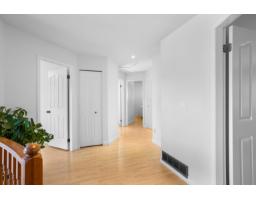 12201 67a Avenue, Surrey, BC V3W0L9 Photo 17