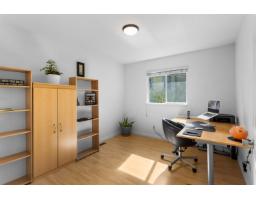 12201 67a Avenue, Surrey, BC V3W0L9 Photo 24