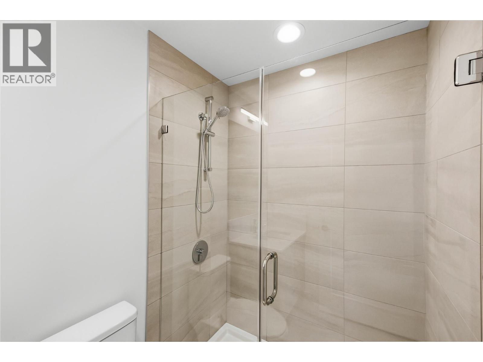 270 Riverside Drive Unit# 412, Penticton