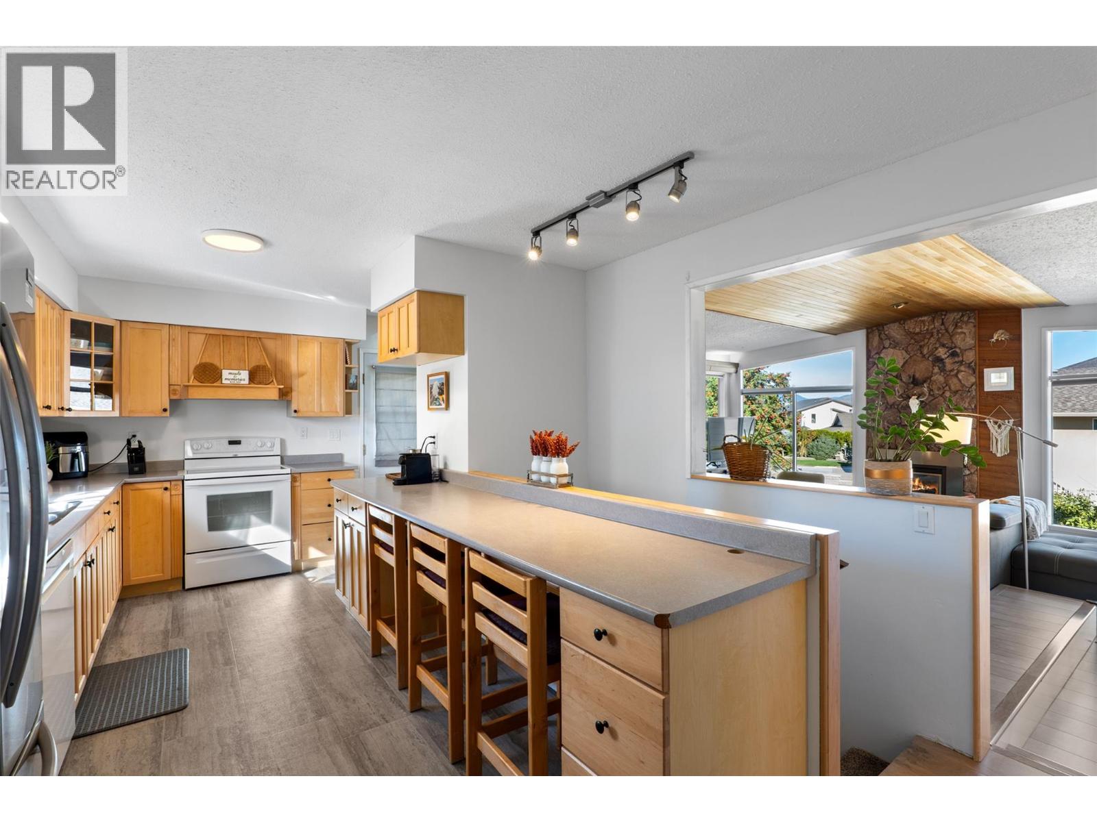 126 Bestwick Drive - 2