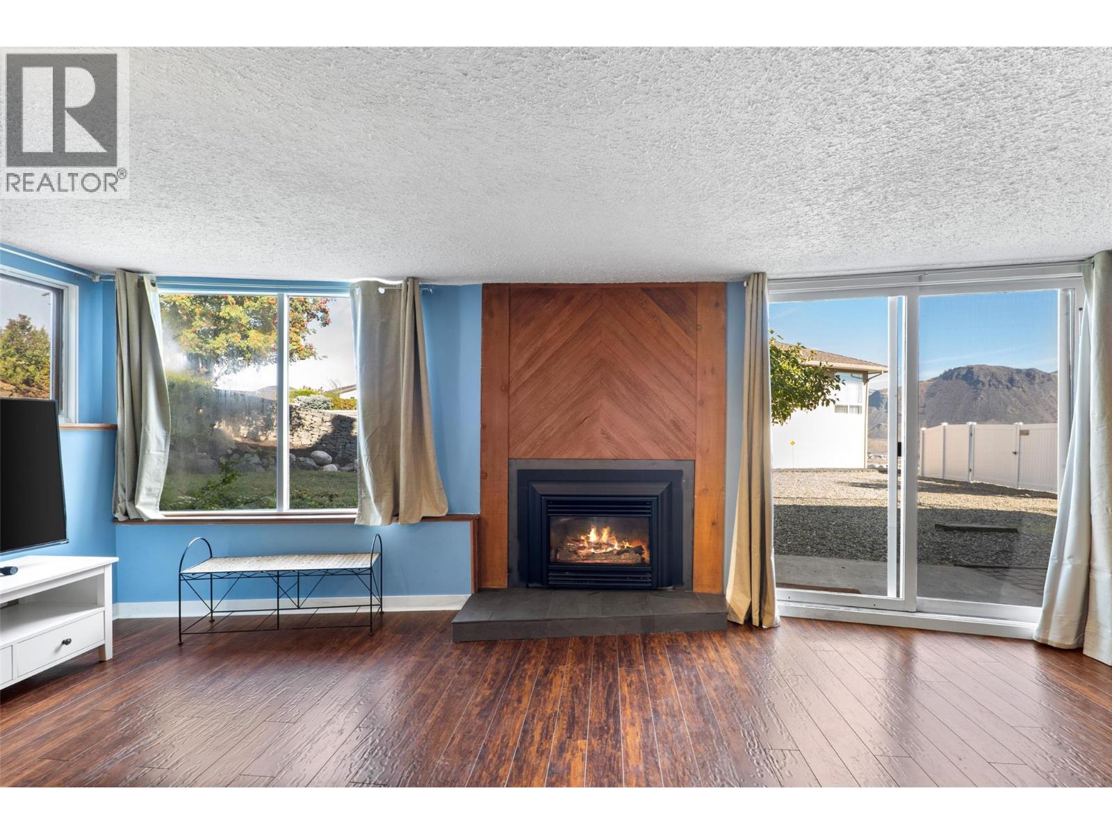 126 Bestwick Drive - 21