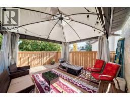 4pc Bathroom - 4610 43 Street Ne, Calgary, AB T1Y6J5 Photo 10