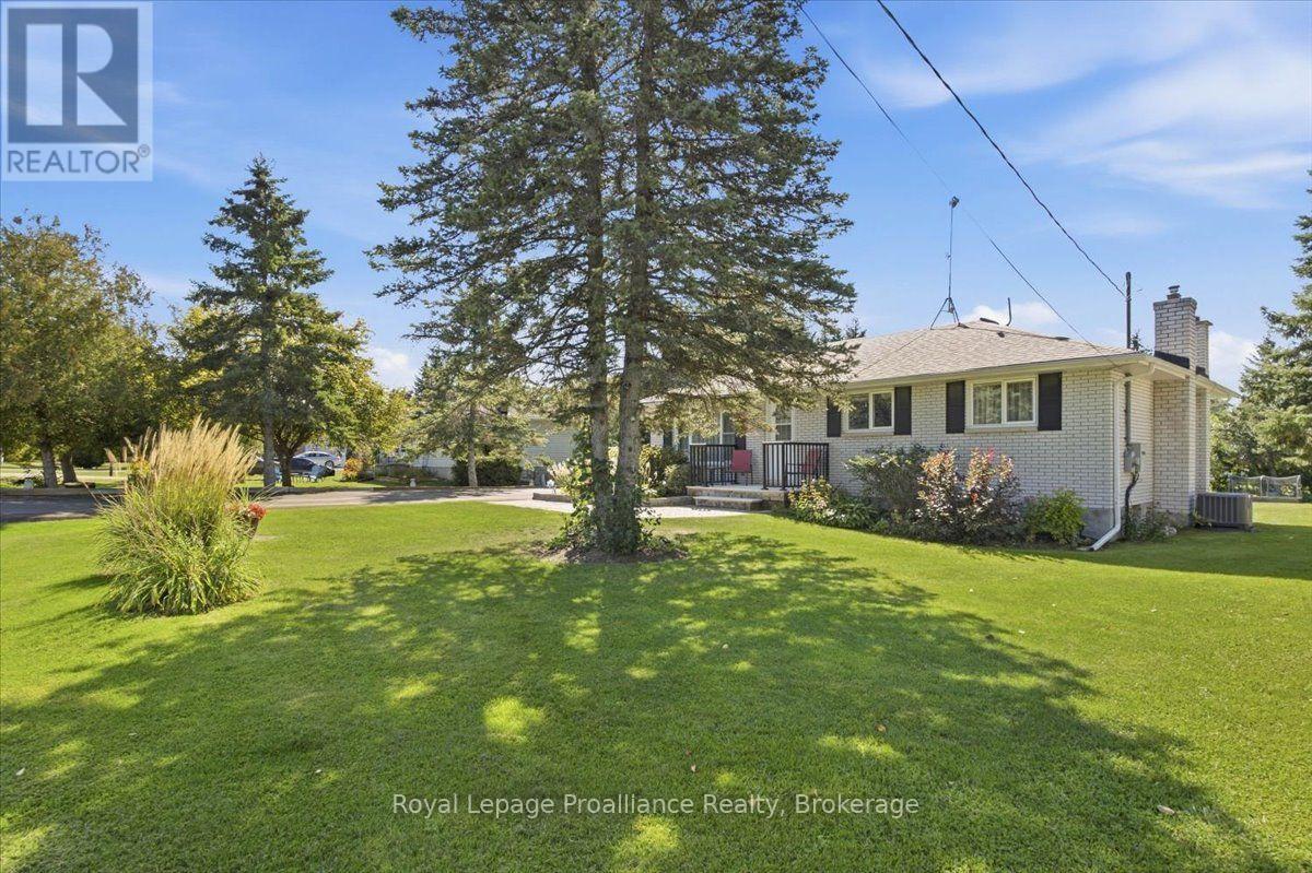 91 CHATTERTON VALLEY CRESCENT - 2