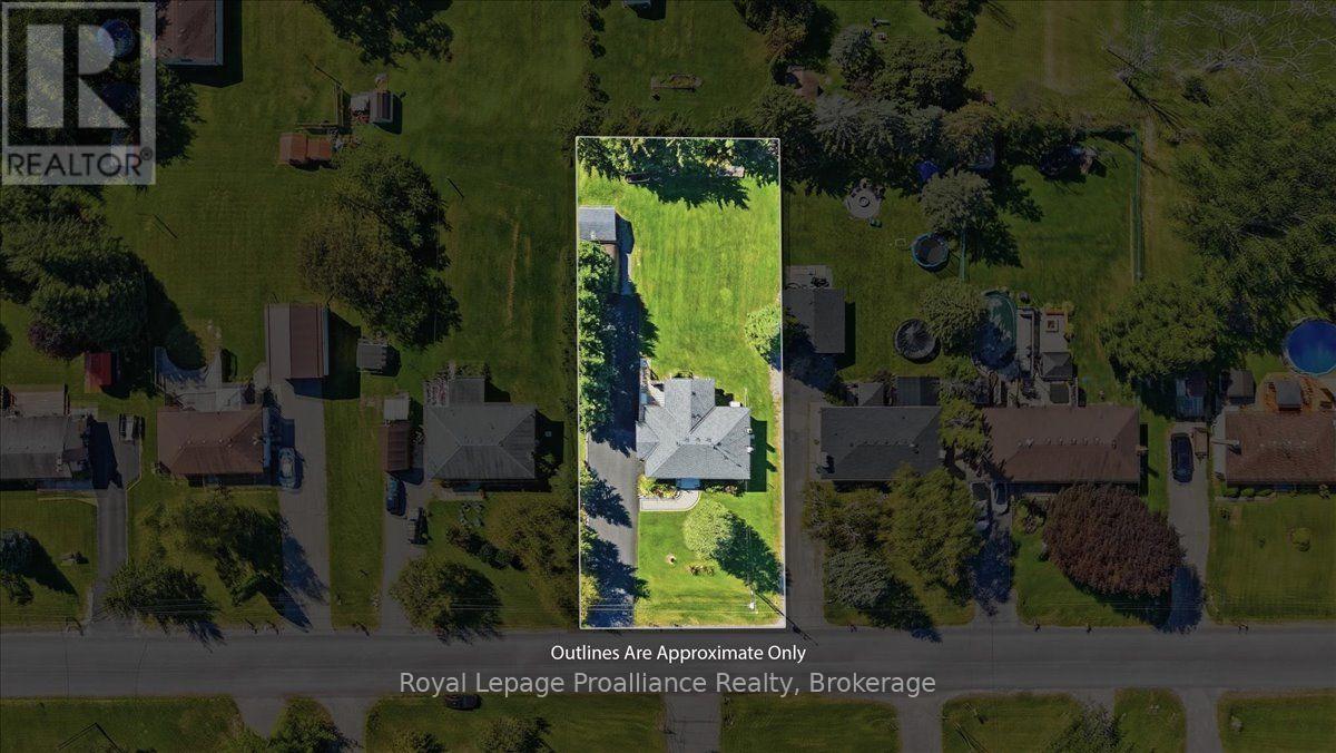 91 CHATTERTON VALLEY CRESCENT - 46