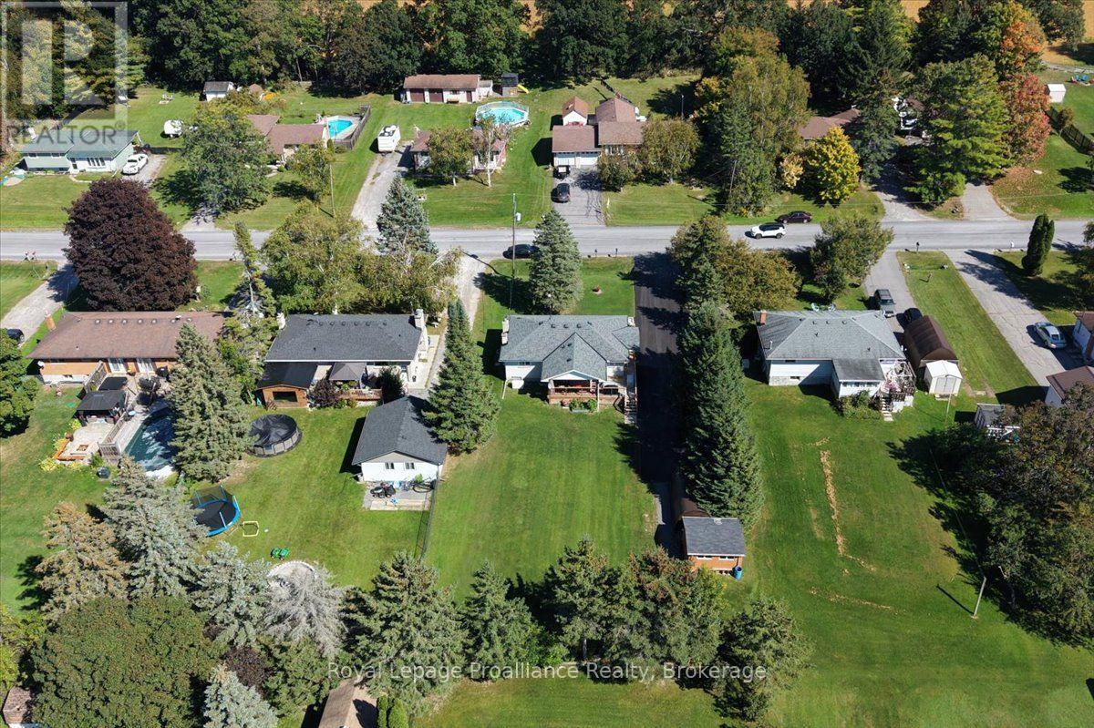 91 CHATTERTON VALLEY CRESCENT - 48