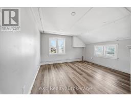 326 Sidney Street, Quinte West, ON K8V2T9 Photo 13