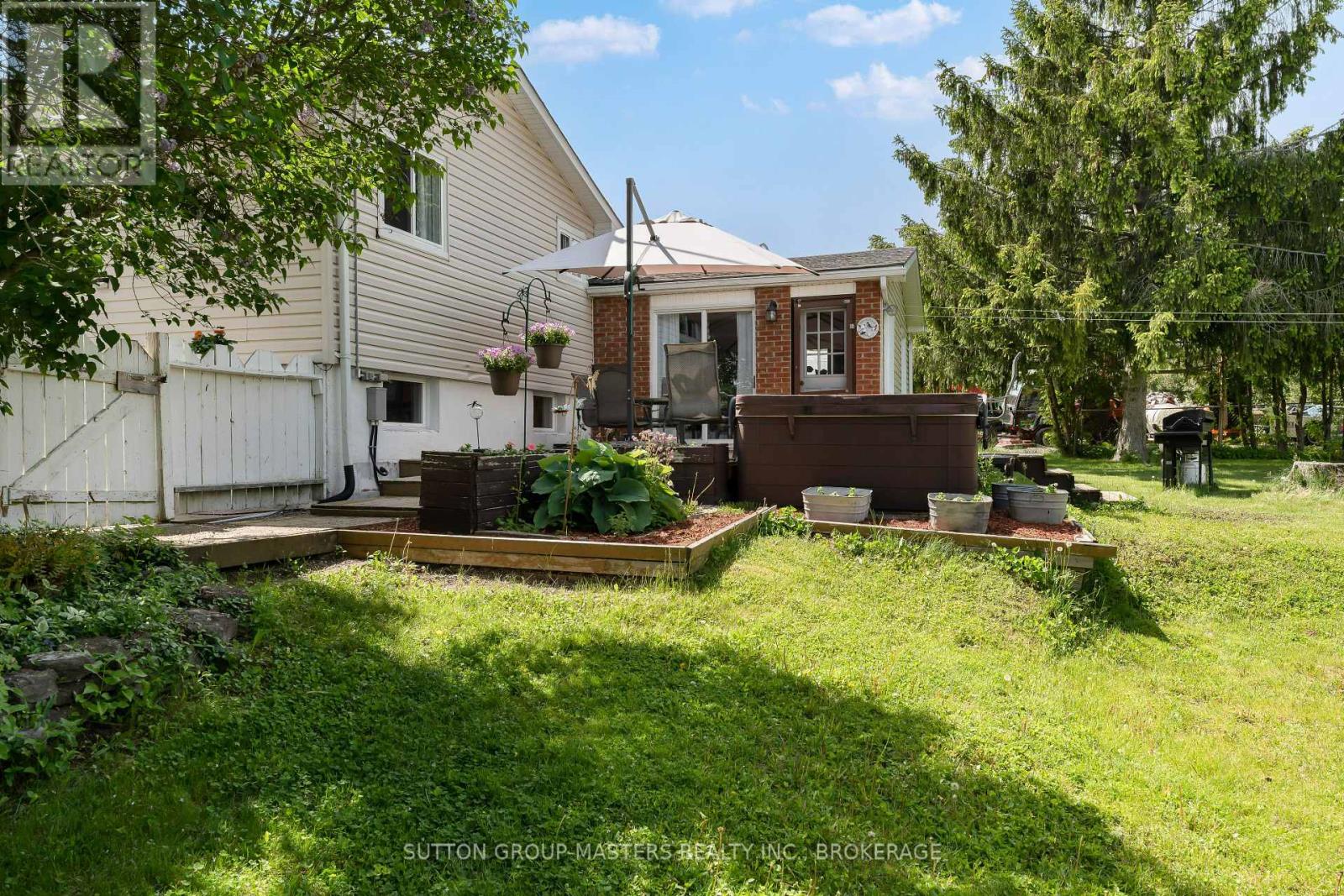 21 MCDONALD CRESCENT - Image 35