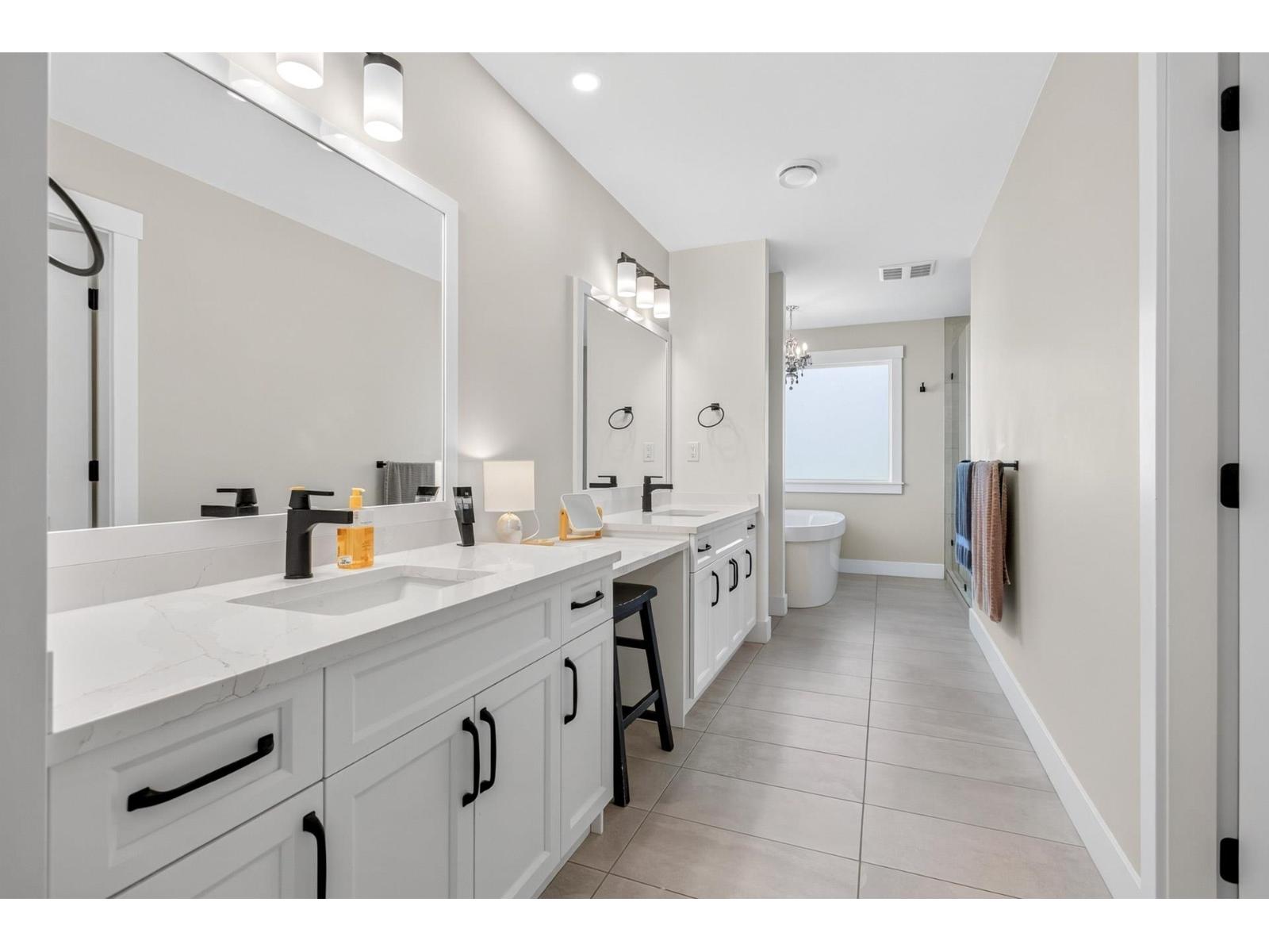 Photo of 51067 COLERAINE AVENUE, Eastern Hillsides 18