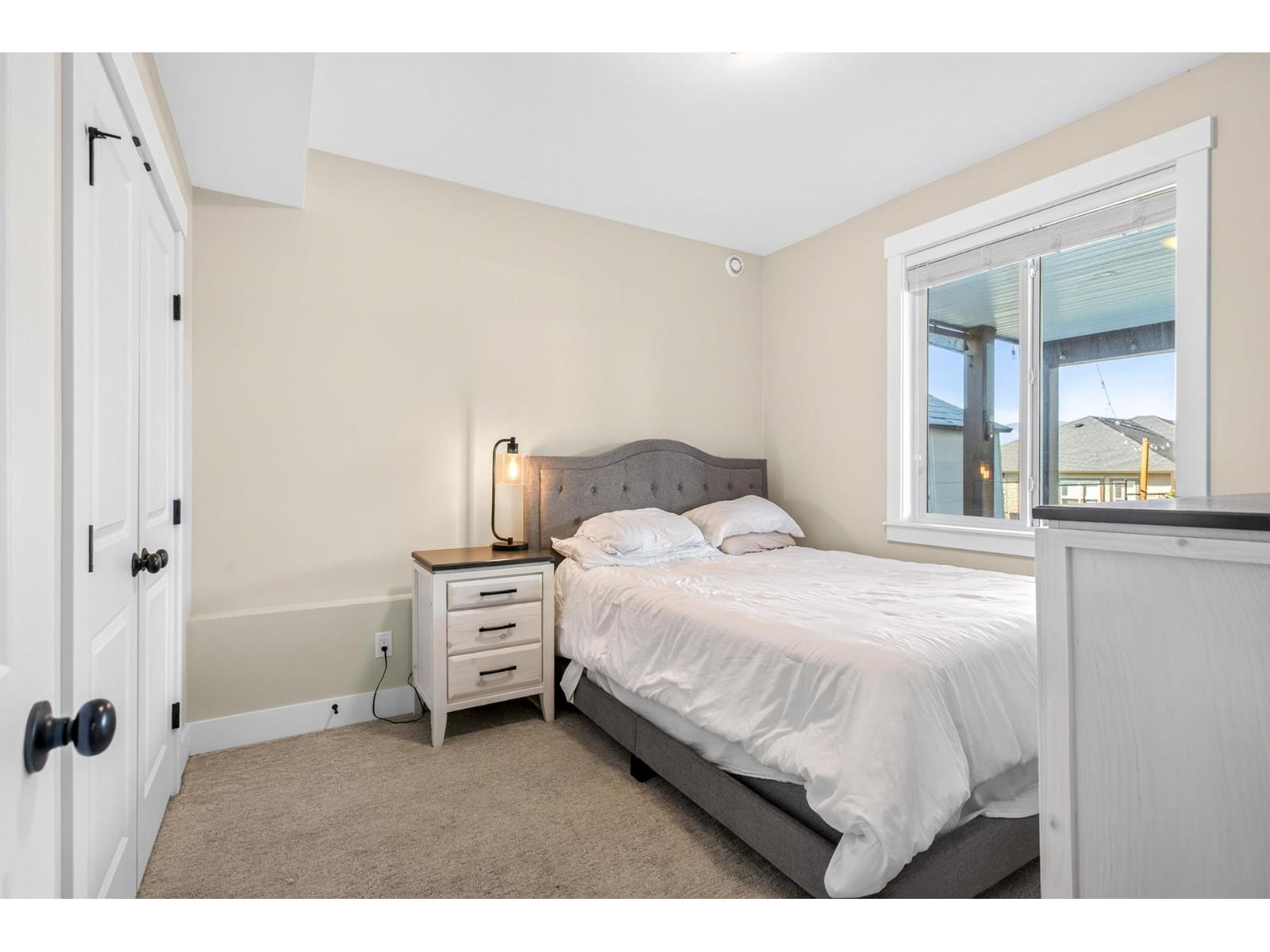 Photo of 51067 COLERAINE AVENUE, Eastern Hillsides 27