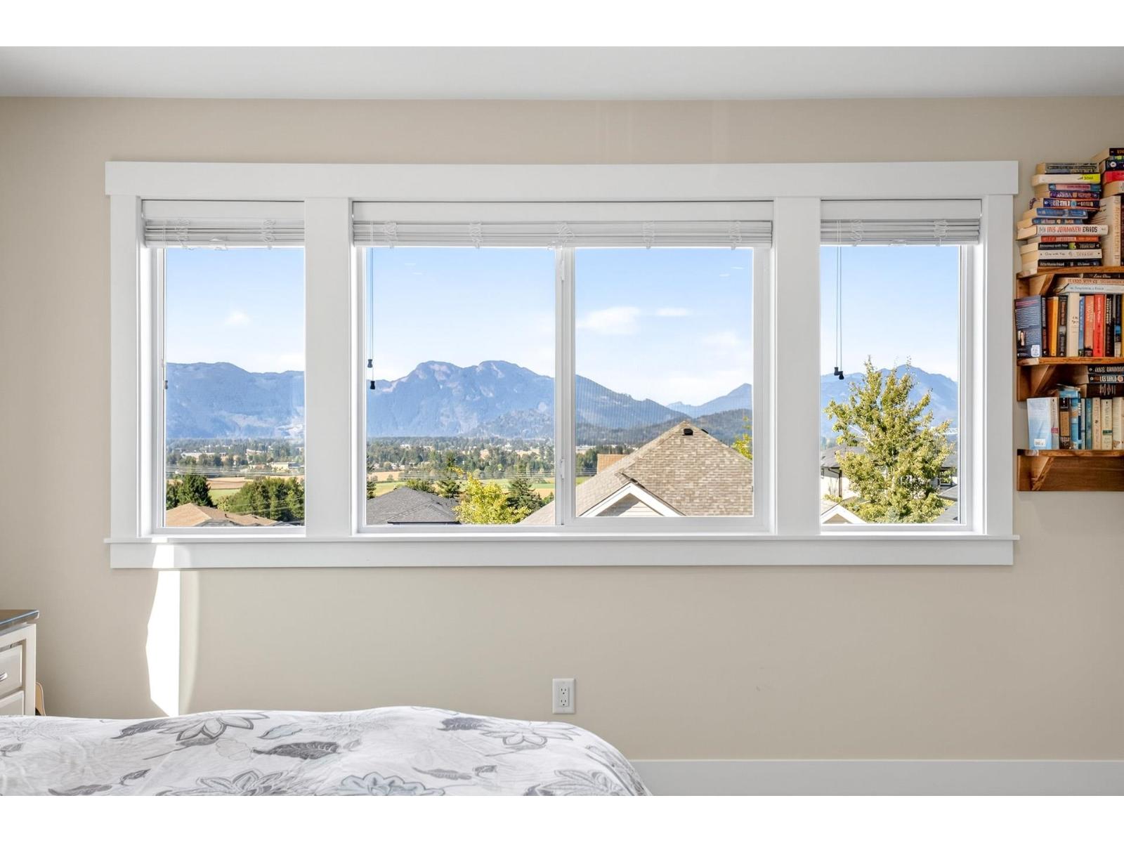 Photo of 51067 COLERAINE AVENUE, Eastern Hillsides 16