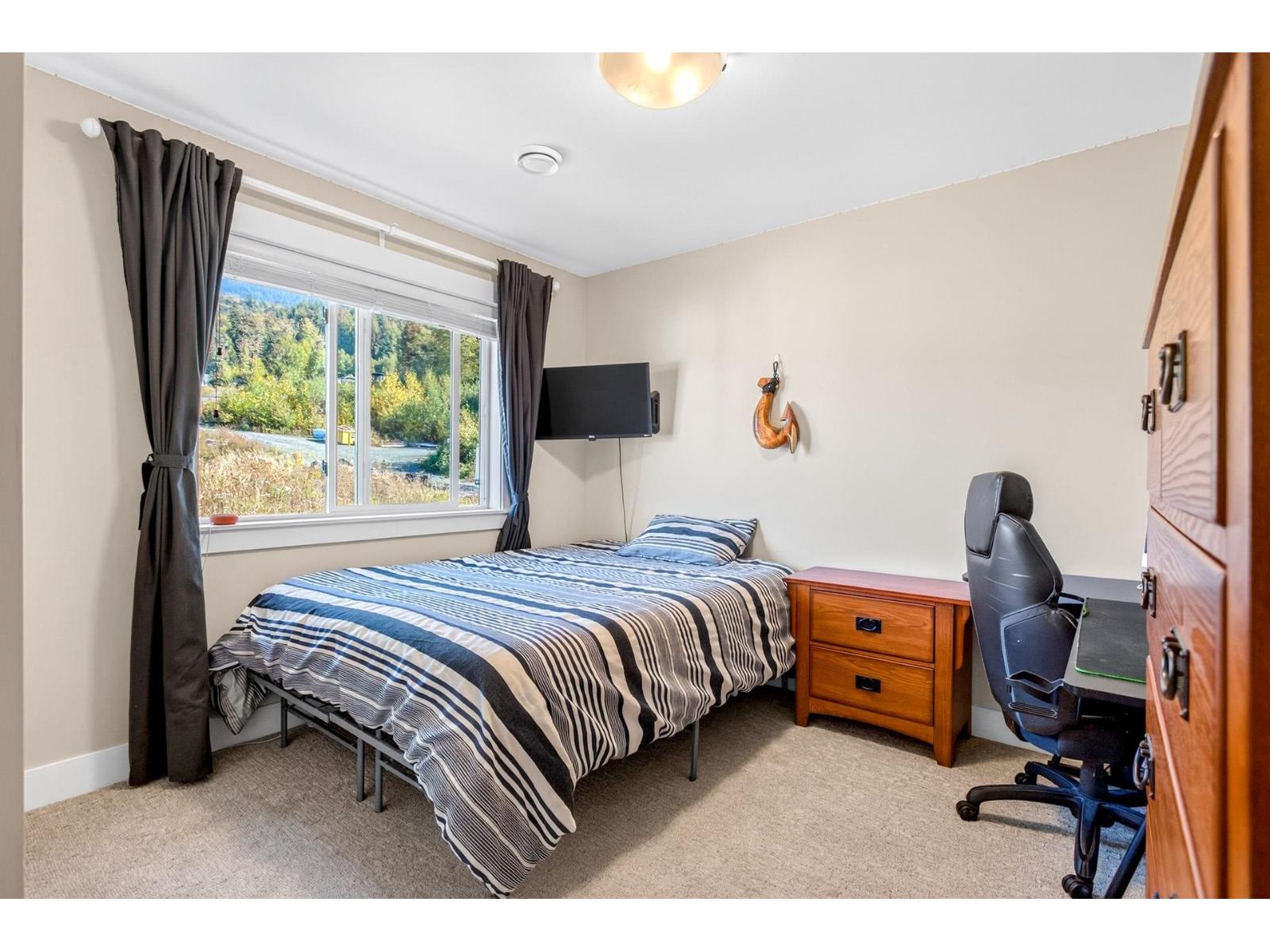 Photo of 51067 COLERAINE AVENUE, Eastern Hillsides 24