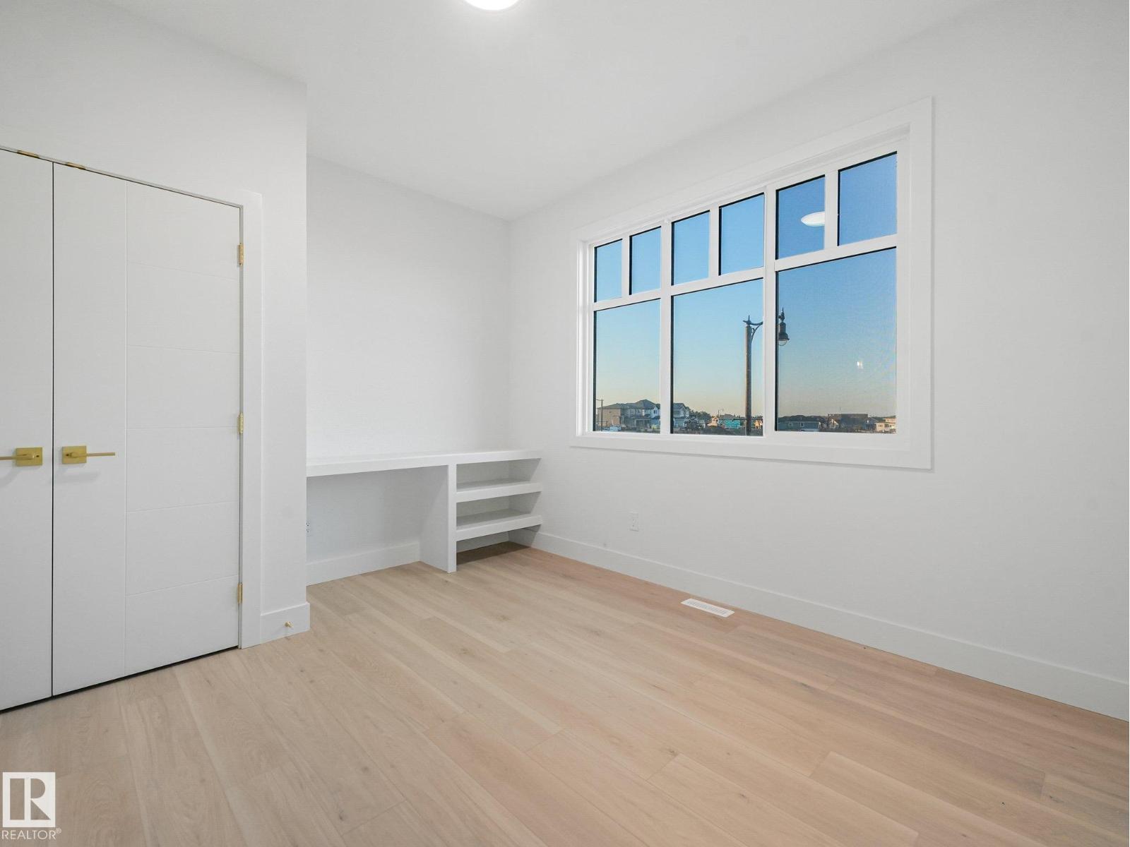 106 Ravenshire Wynd, photo 32