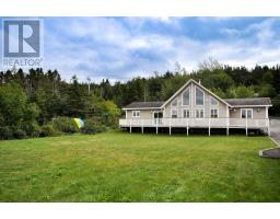 311 Southeast Road thumbnail 40