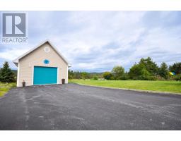 311 Southeast Road thumbnail 45