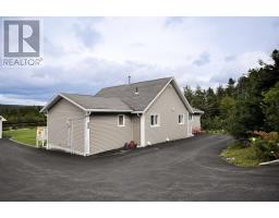 311 Southeast Road thumbnail 6