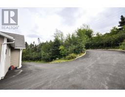 311 Southeast Road thumbnail 7