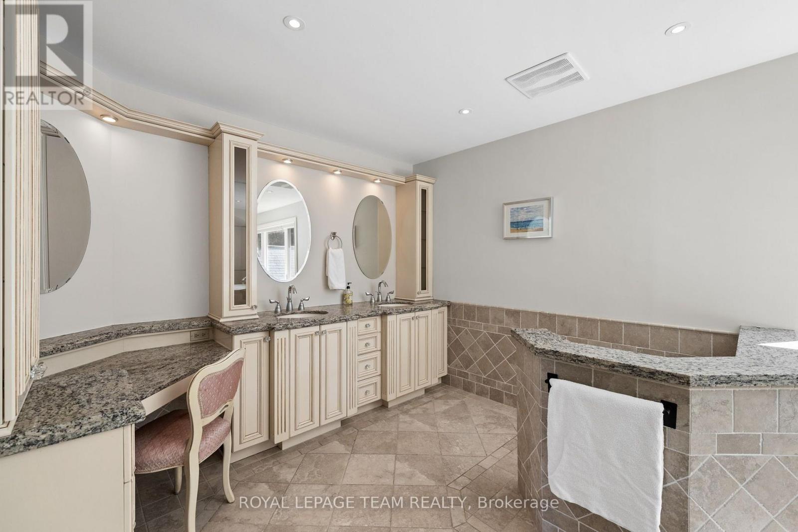1414 SHERRUBY WAY - Image 26