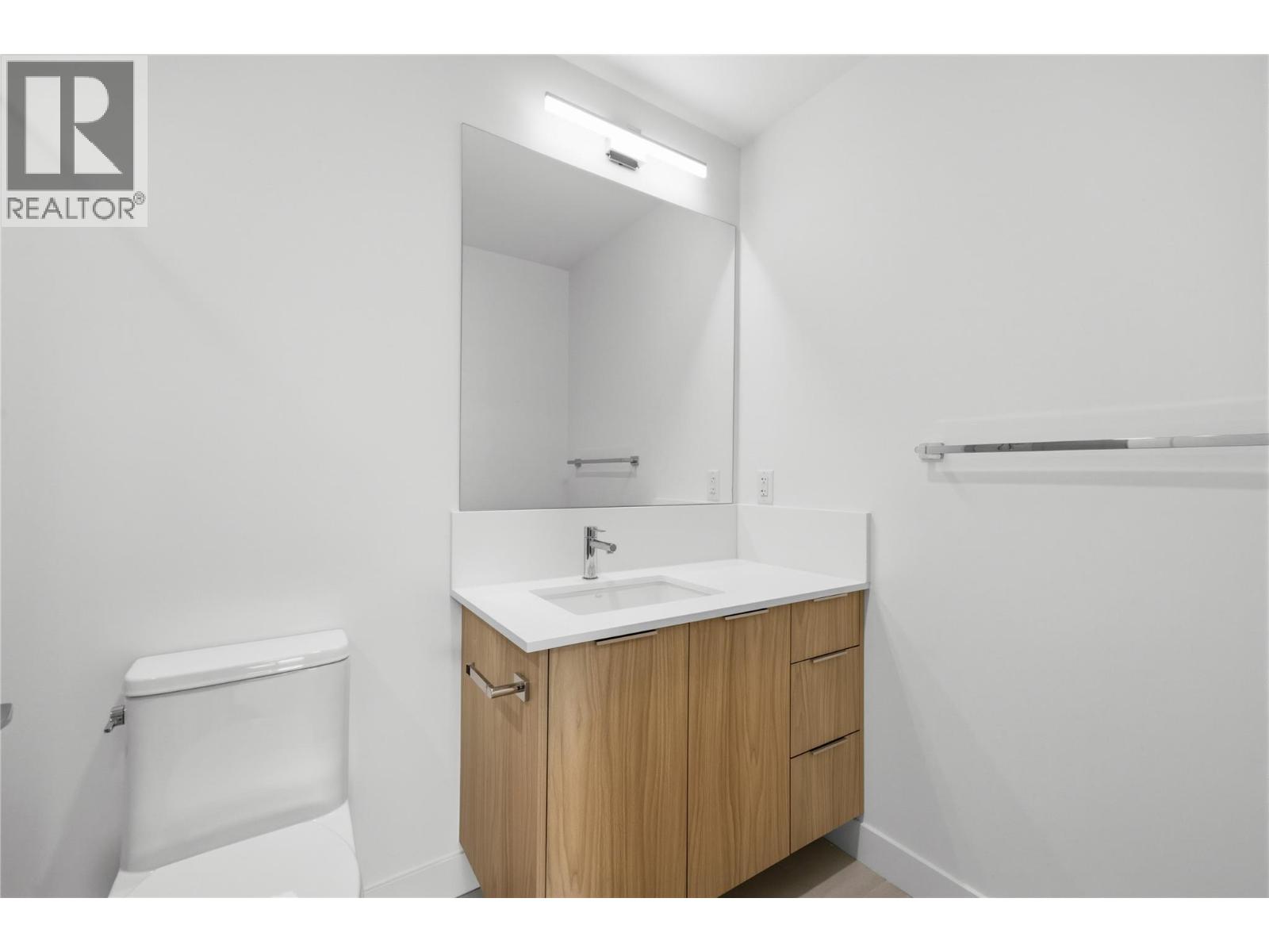 270 Riverside Drive Unit# 617, Penticton
