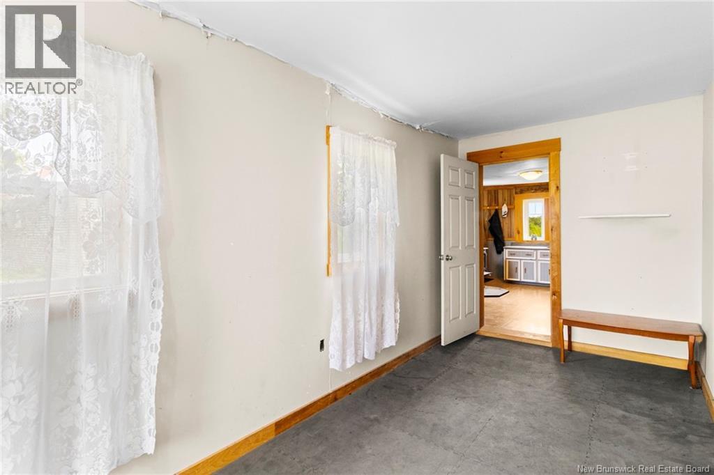 4004 Route 620 - Image 25