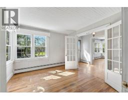 Foyer - 298 Prince Of Wales Street, Saint Andrews, NB E5B1R7 Photo 9