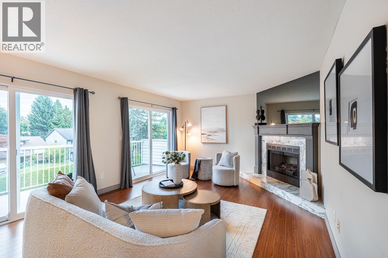 704 1180 FALCON DRIVE