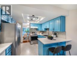 704 1180 Falcon Drive, Coquitlam, BC V3E2K7 Photo 18
