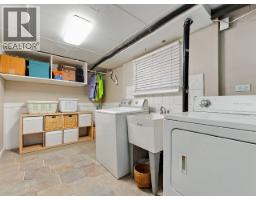 320 E 32nd Avenue, Vancouver, BC V5V2Y4 Photo 12