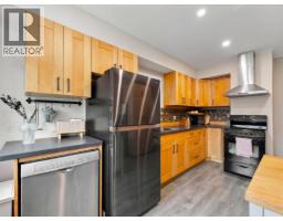 320 E 32nd Avenue, Vancouver, BC V5V2Y4 Photo 9