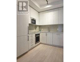 605 - 330 Richmond Street W, Toronto, ON M5V0M4 Photo 6