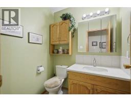 Bedroom - 5217 50 Avenue, Ponoka, AB T4J1R9 Photo 13