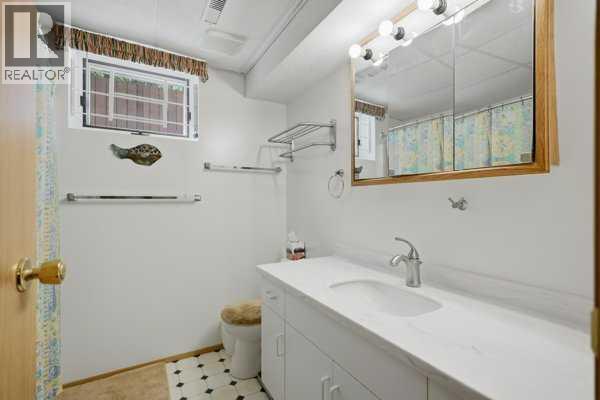 5217 50 Avenue - Image 20