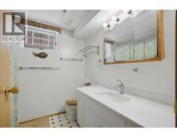 5217 50 Avenue, Ponoka, AB T4J1R9 Photo 20