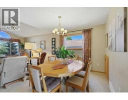 Kitchen - 5217 50 Avenue, Ponoka, AB T4J1R9 Photo 6