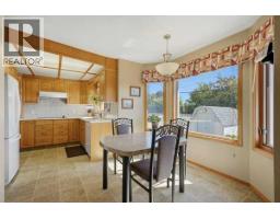 Living room - 5217 50 Avenue, Ponoka, AB T4J1R9 Photo 8