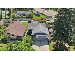 5217 50 Avenue, Ponoka, AB T4J1R9 Photo 35