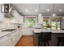 3357 Scotch Pine Avenue, Coquitlam, BC V3E0C4 Photo 6